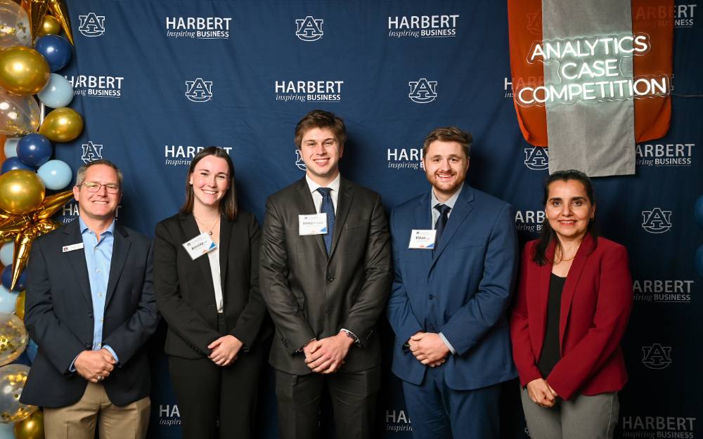 Kings of Capital - Joseph McElroy, Ethan Flynn, and Ainsley Neil