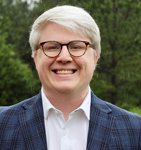 Carter Hilliard headshot