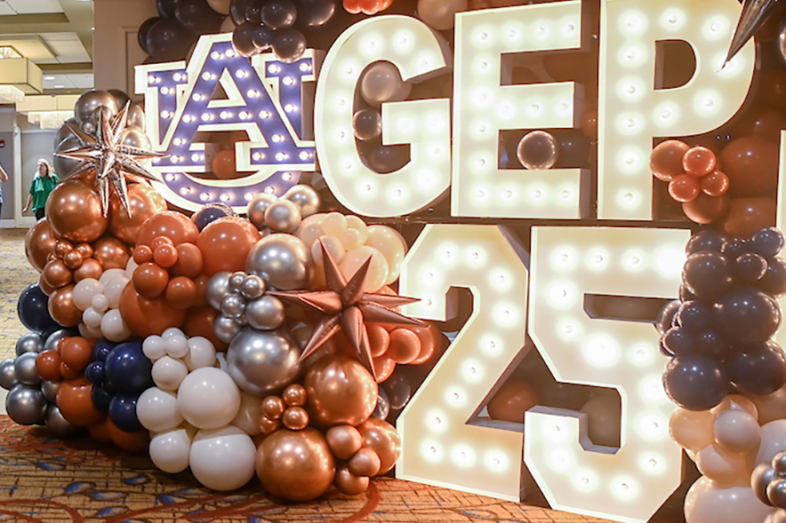 Lighted sign saying GEP 25