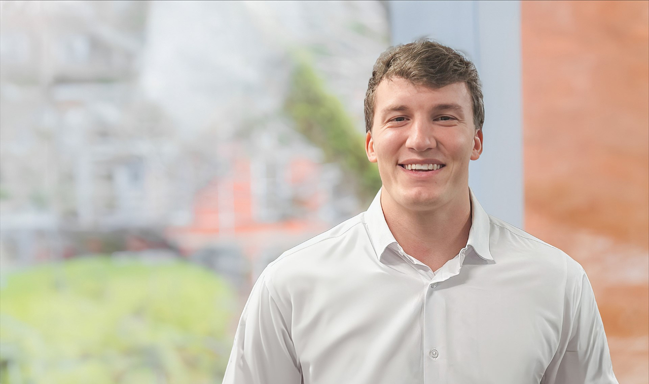 Jacob Levant portrait outdoors