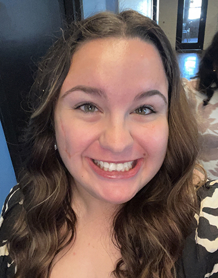 Madison Busch headshot